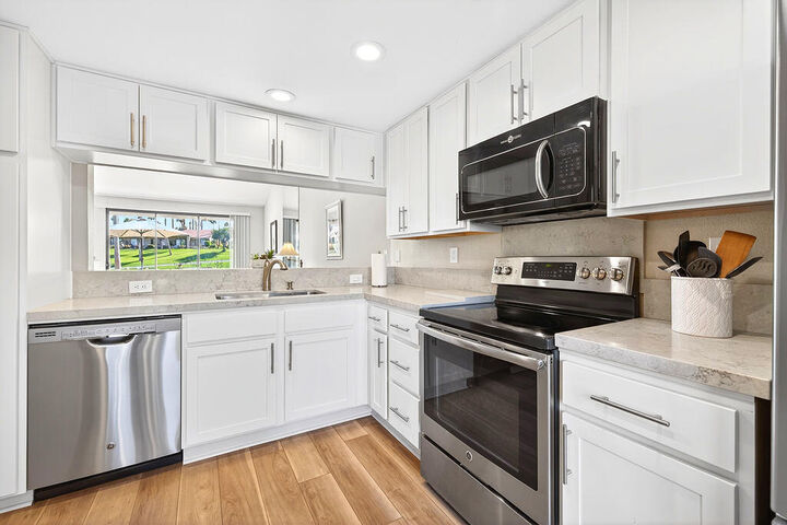 Property Photo: 76205 Impatiens Circle CA 92211