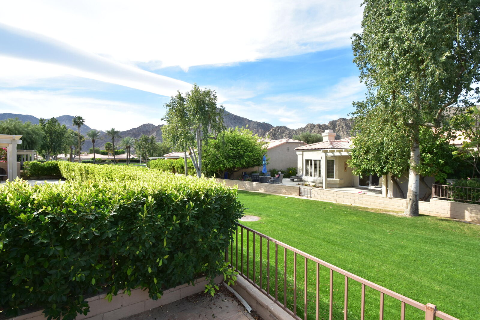 Property Photo: 48131 Via Hermosa CA 92253