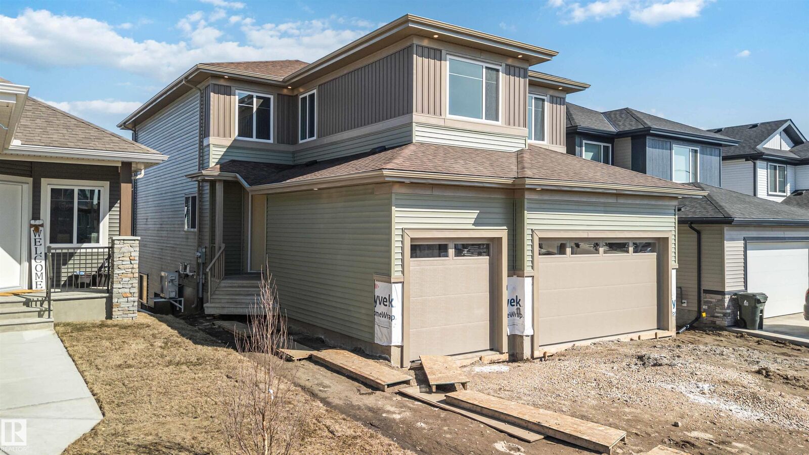 Property Photo:  28 Harley Way  AB T7X 0X4 