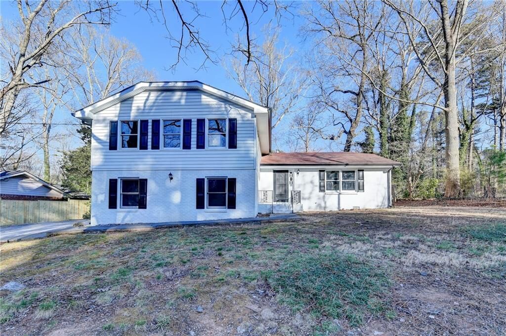 Property Photo: 491 Allana Court GA 30087