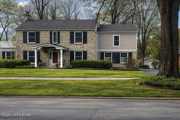 Property Photo:  2020 Strathmoor Blvd  KY 40205 