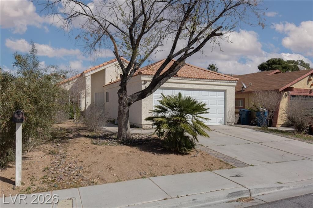 Property Photo:  6344 Moonmist Avenue  NV 89108 