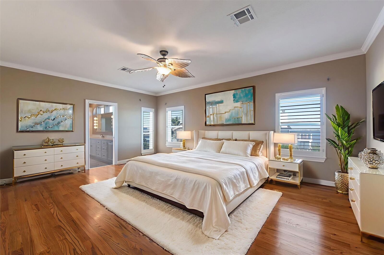Property Photo: 1306 Outrigger TX 77554