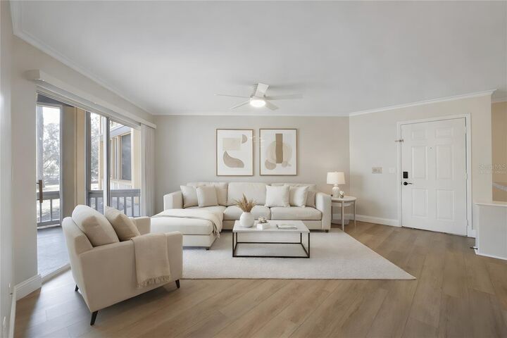 Property Photo: 486 N Pin Oak Place 112 FL 32779