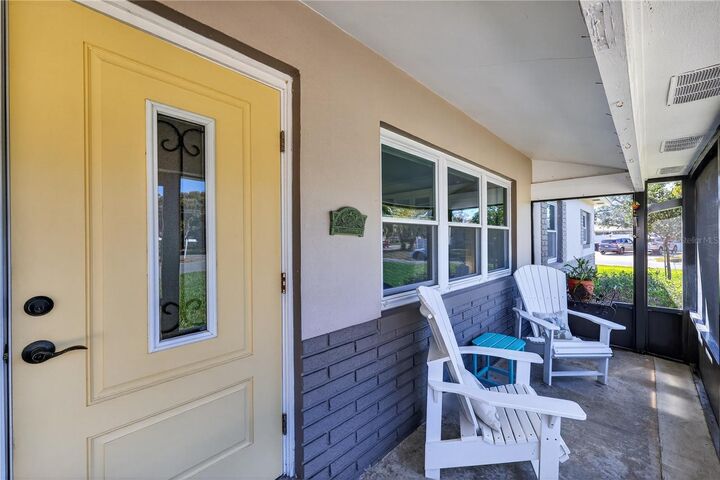 Property Photo:  6194 28th Avenue N  FL 33710 