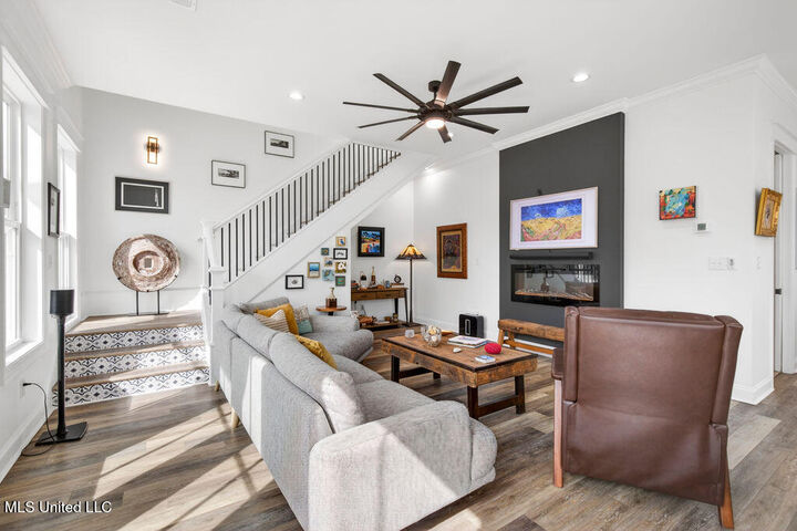 Property Photo:  112 Cedar Avenue  MS 39571 