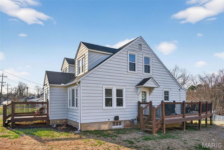 Property Photo:  821 Old Cape Road  MO 63755 