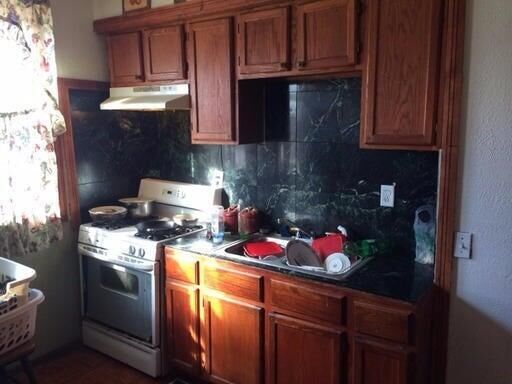 Property Photo: 2400 N 35th St 2402 WI 53210