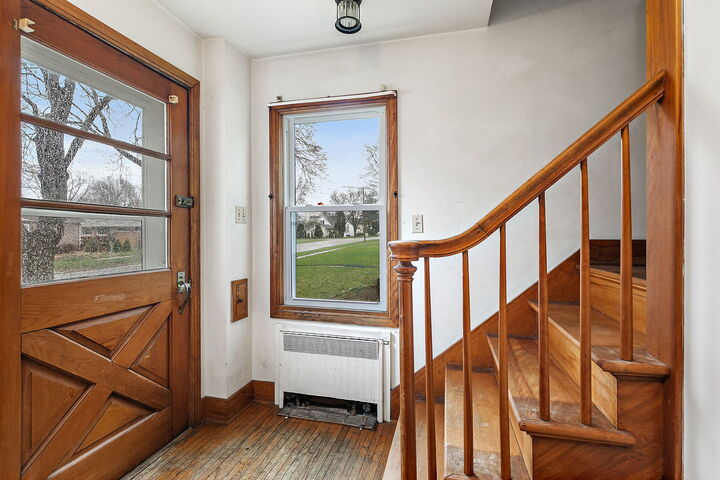 Property Photo: 820 Lincoln Highway IL 61068