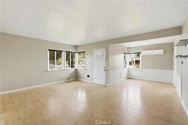 Property Photo:  2205 N Glenoaks Boulevard  CA 91504 