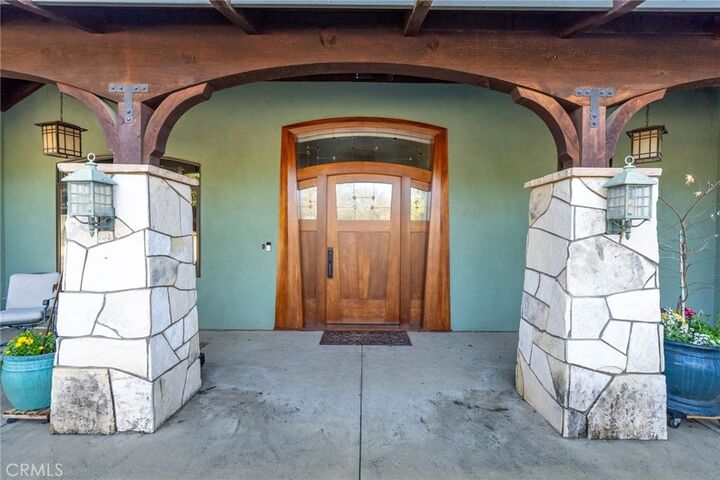 Property Photo:  110 11th  CA 93446 