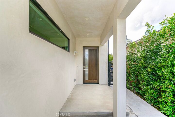 Property Photo:  617 Hazel Street  CA 91201 
