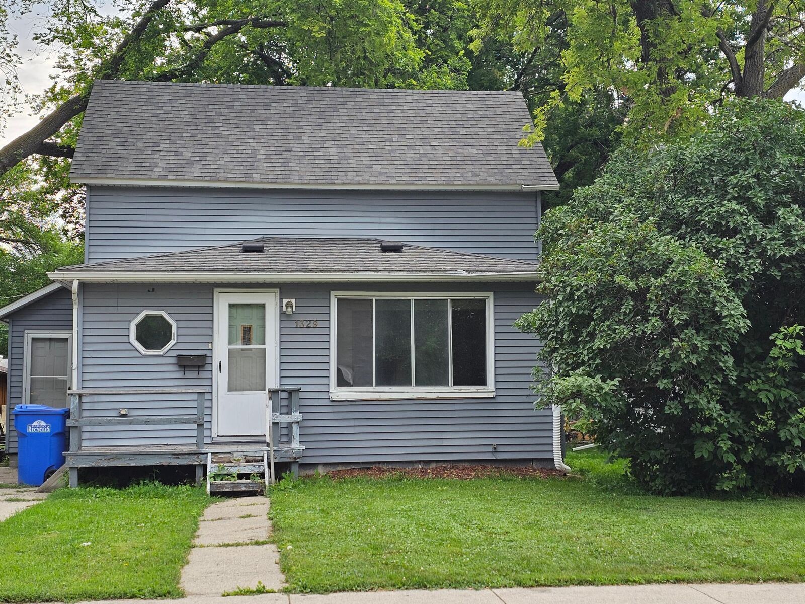 Property Photo:  1329 14th Street S  ND 58103 
