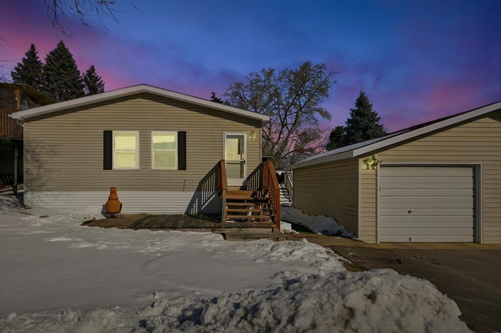 Property Photo:  14 Rita Lane  MN 55318 
