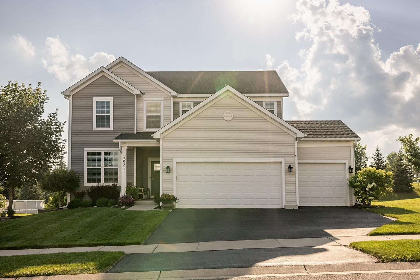 Property Photo:  20511 Gunnison Drive  MN 55044 