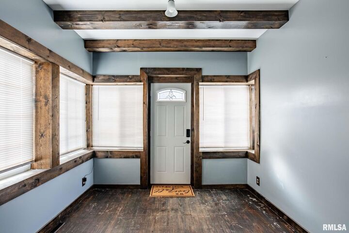 Property Photo:  716 N 13th Street  IL 62948 