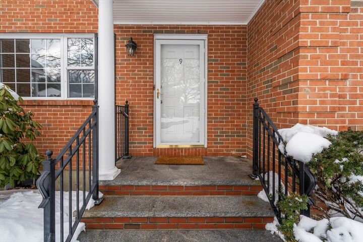 Property Photo:  9 April Lane 9  MA 02421 