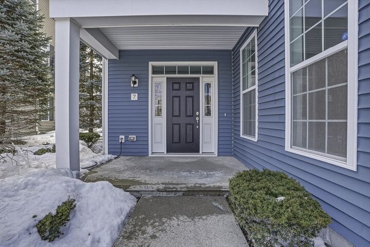 Property Photo:  7 Moses Wheelock Ln 7  MA 01581 