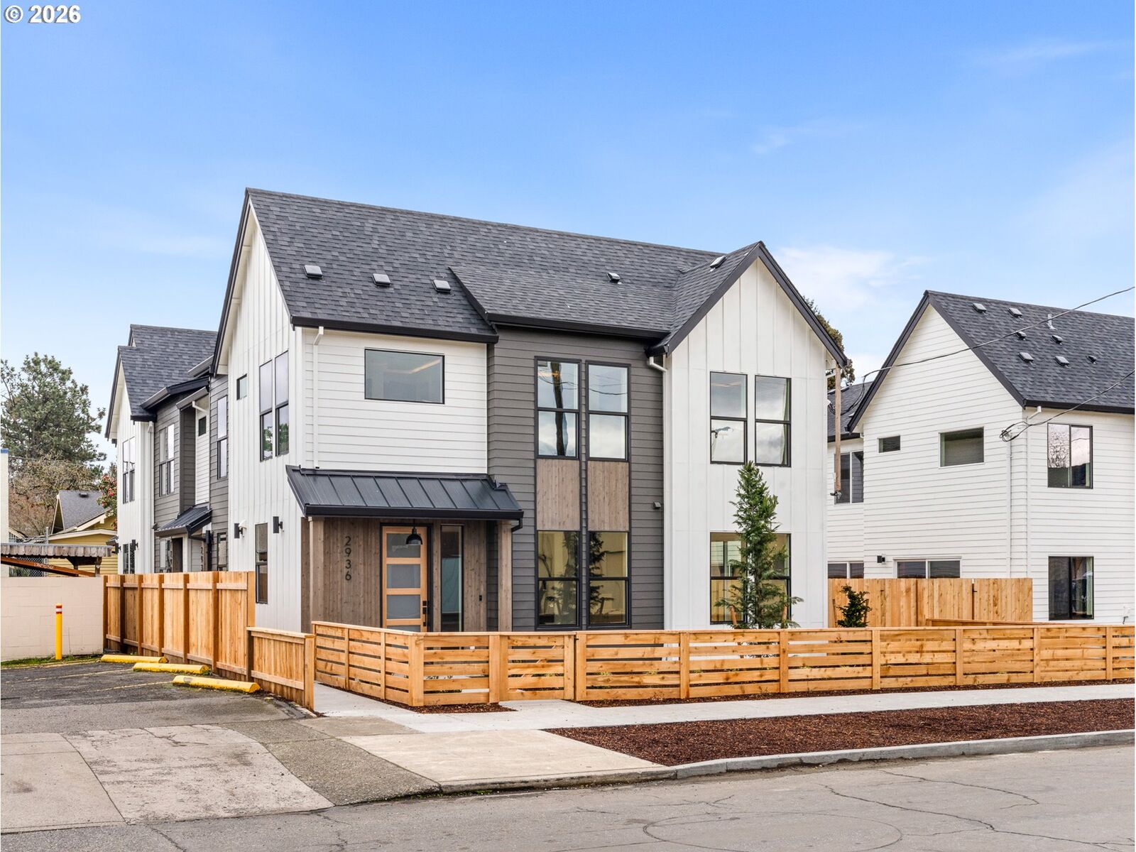 Property Photo:  2936 NE 62nd Ave  OR 97213 