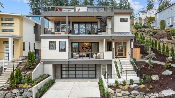 Property Photo: 11921 90th Ave NE WA 98034