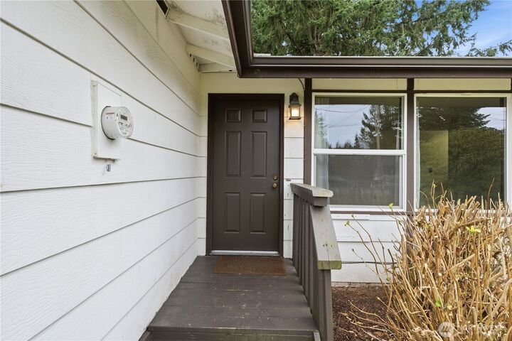 Property Photo:  14055 SE 202nd Street  WA 98042 