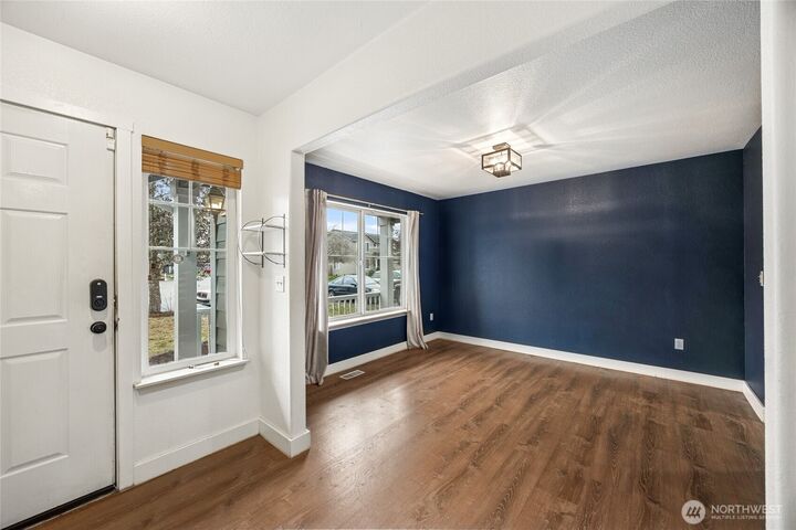 Property Photo:  15403  105th Avenue SE  WA 98597 