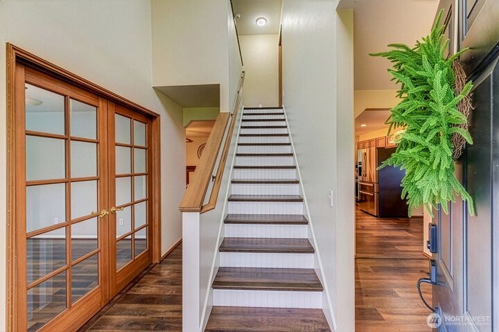 Property Photo:  19910 SE 242nd Place  WA 98038 