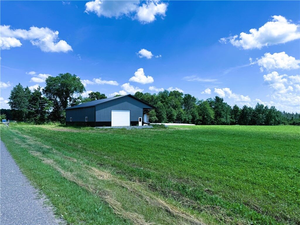 Property Photo: W14115 Spur 5 Road WI 54766