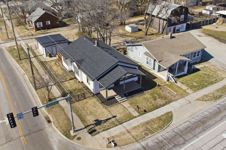 Property Photo: 303 N Meridian Ave. KS 67203