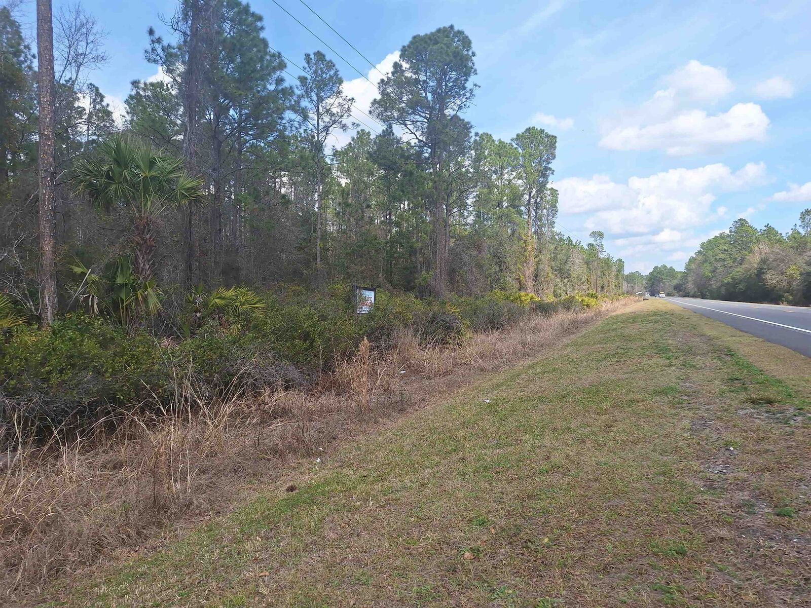 Property Photo: 1758 S State Rd 19 FL 32177
