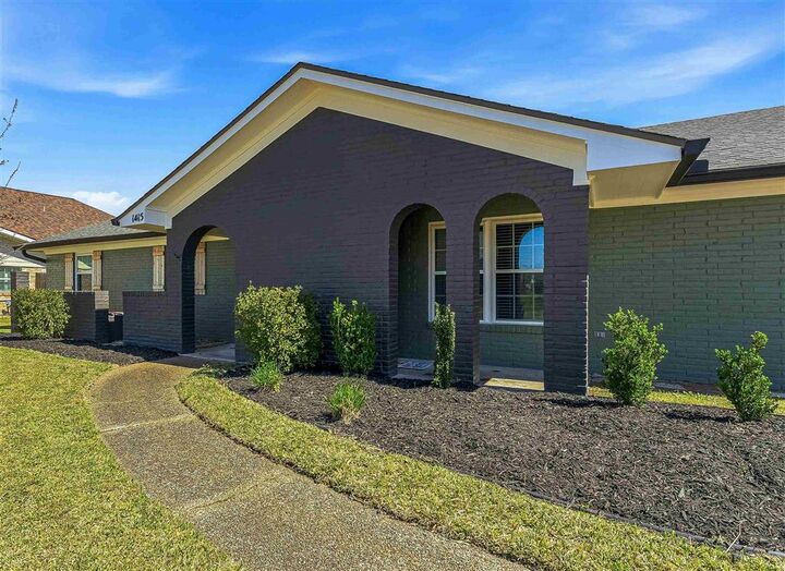 Property Photo:  1415 Beth Street  LA 70663 