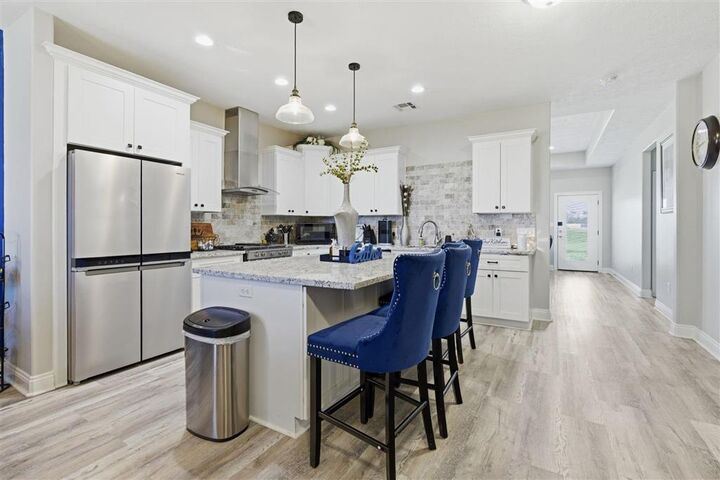 Property Photo:  169 N White Castle N  LA 70647 