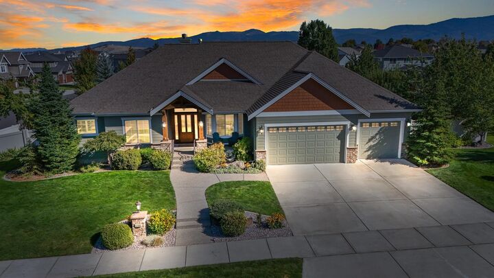 Property Photo:  1709 S Steen Rd  WA 99037 