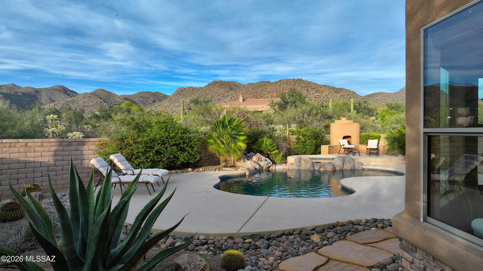 Property Photo:  5950 W Double Green Lane  AZ 85658 