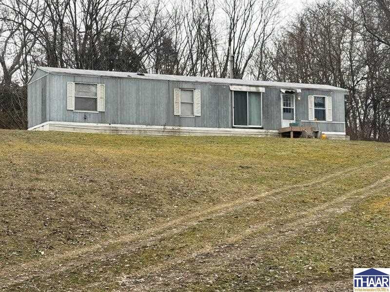 Property Photo:  9278 &Amp 9214 N St Hwy 33 Highway  IL 62451 