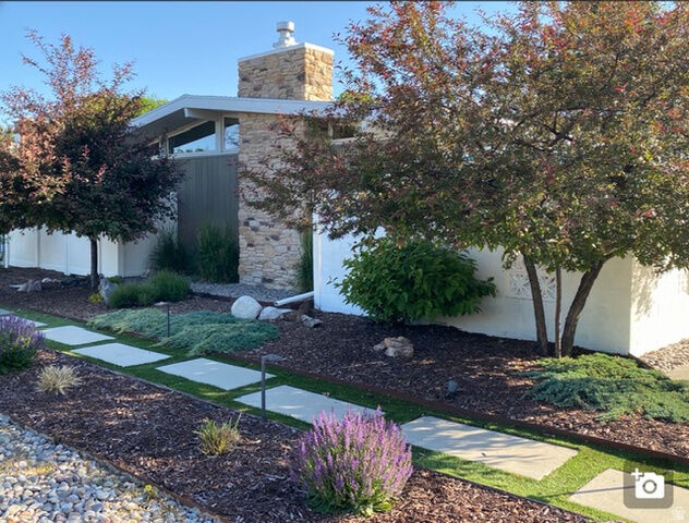 Property Photo: 5471 S Dunbarton Dr E UT 84117