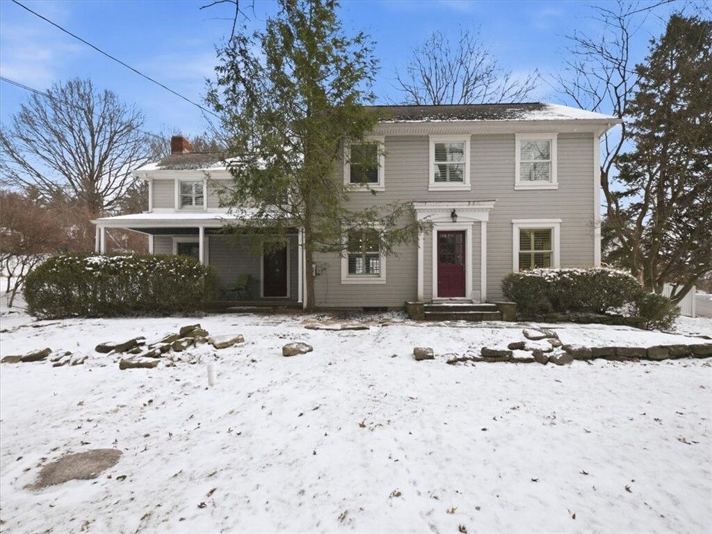 Property Photo: 4506 Middle Rd PA 15101