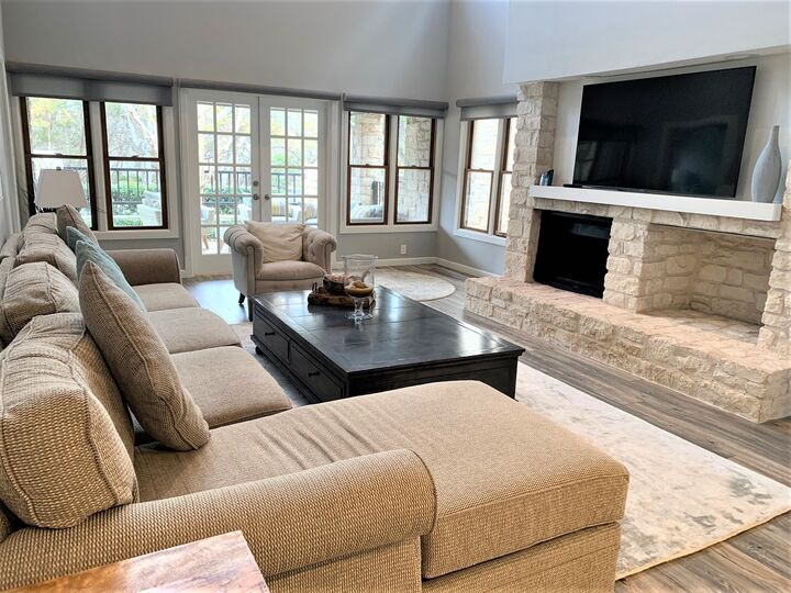 Property Photo: 105 Birdie Drive TX 78738