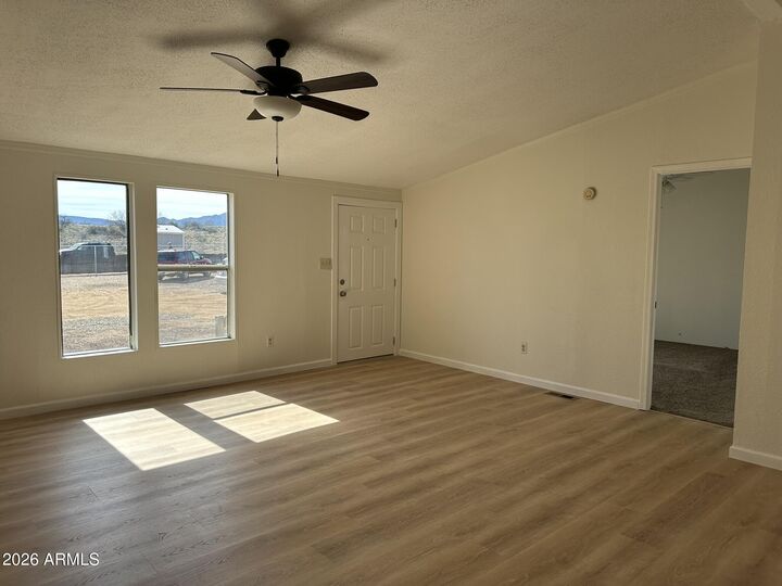 Property Photo:  5220 E Pearl Lane  AZ 86326 