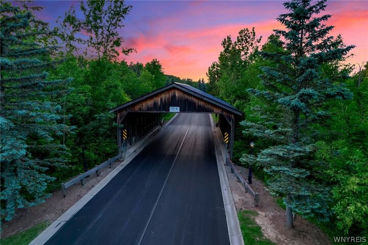 Property Photo:  5120 Country Club  NY 14092 