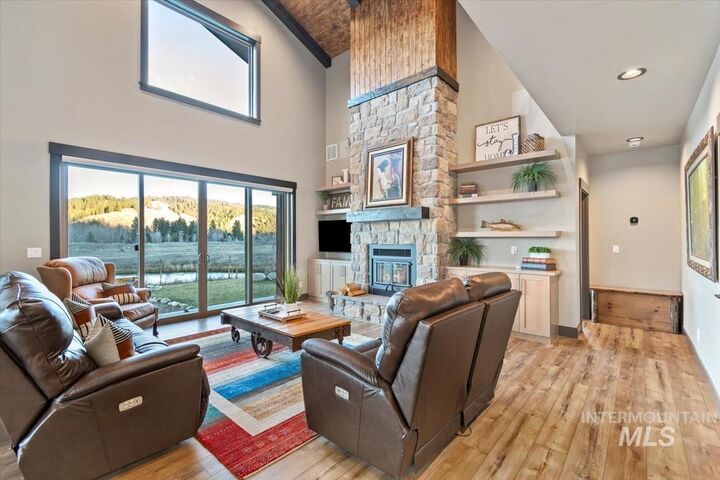 Property Photo:  38 Singing Springs Way  ID 83622 