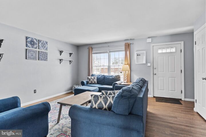 Property Photo:  206 Schoolhouse Lane  PA 17061 