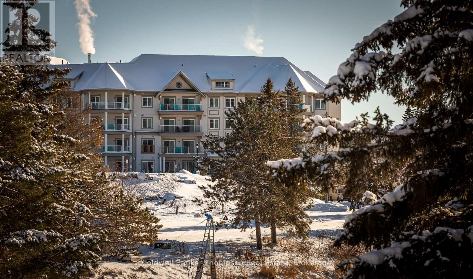 Property Photo:  25 Pen Lake Point Road 403  ON P1H 1A9 