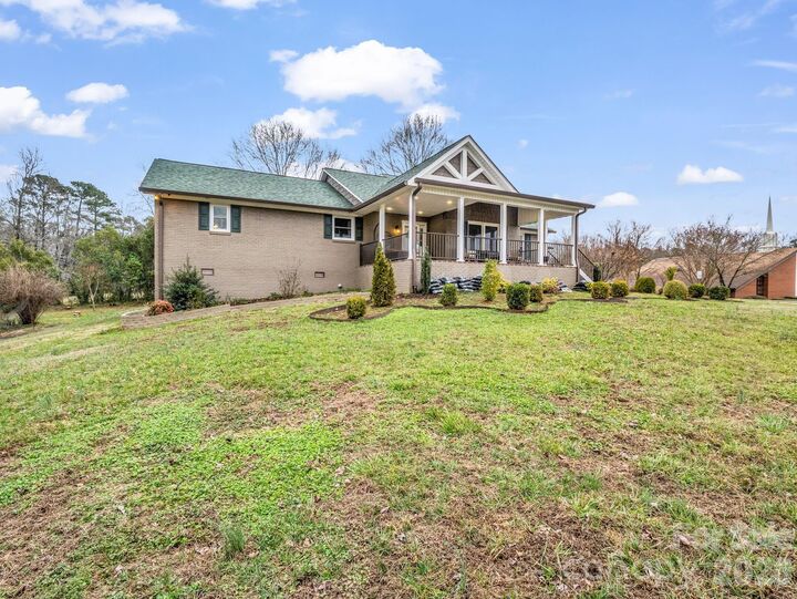 Property Photo: 353 Country Club Road NC 28150