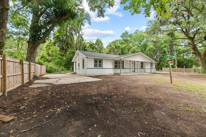 Property Photo:  1729 N Highway 17  SC 29464 