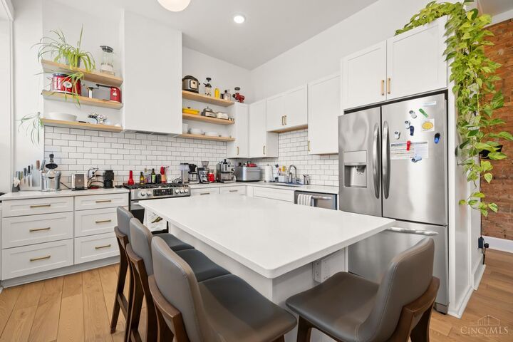 Property Photo:  1909 Race Street  OH 45202 