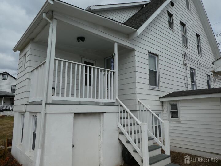 Property Photo:  1354 Stelton Road 1  NJ 08854 