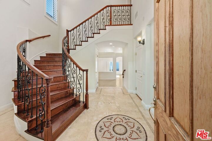 Property Photo: 1470 Paseo De Oro CA 90272