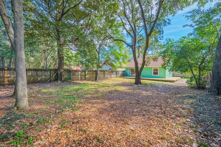Property Photo: 204 McKinley Street FL 32578