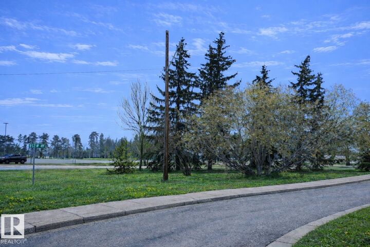 Property Photo: 15236 94A Street NW AB T5E 3X6
